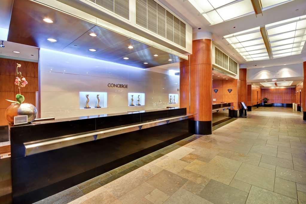 Embassy By Hilton Downtown Magnificent Mile